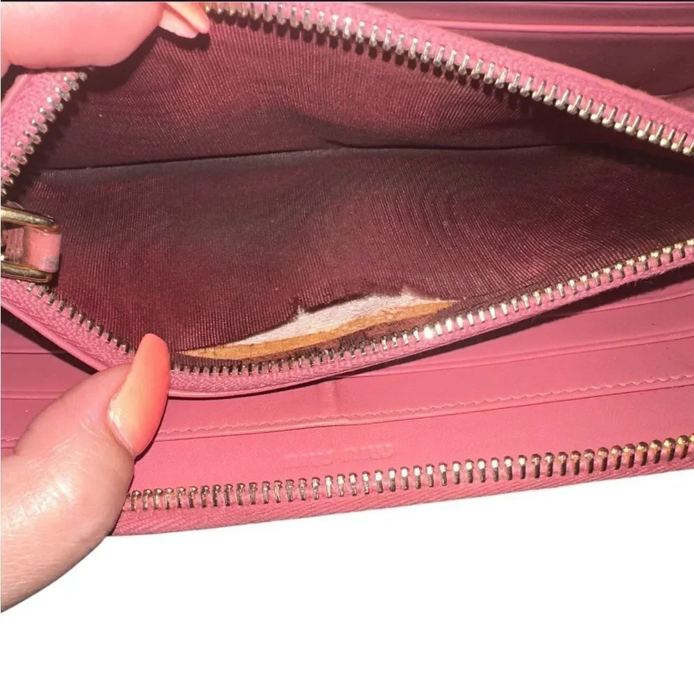 Miu Miu pink Croc-Embossed Wallet